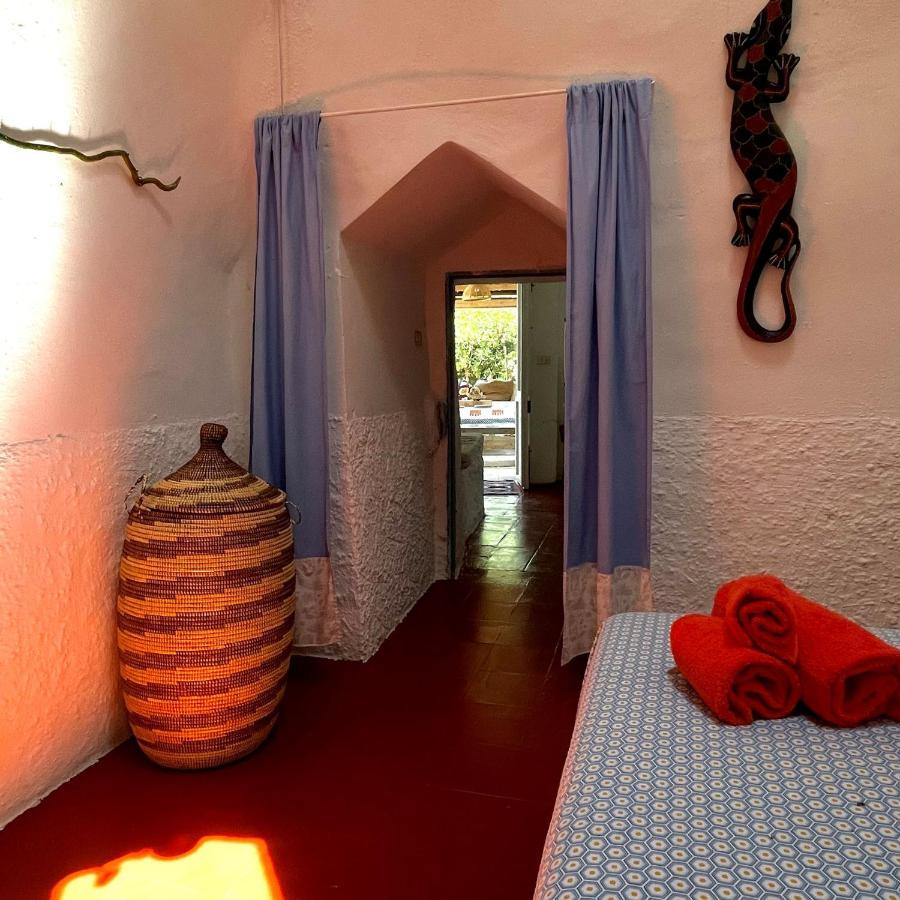 Casa Vacanze Capurre "Trulli E Pajare A Due Passi Dal Pizzo" Gallipoli Bagian luar foto